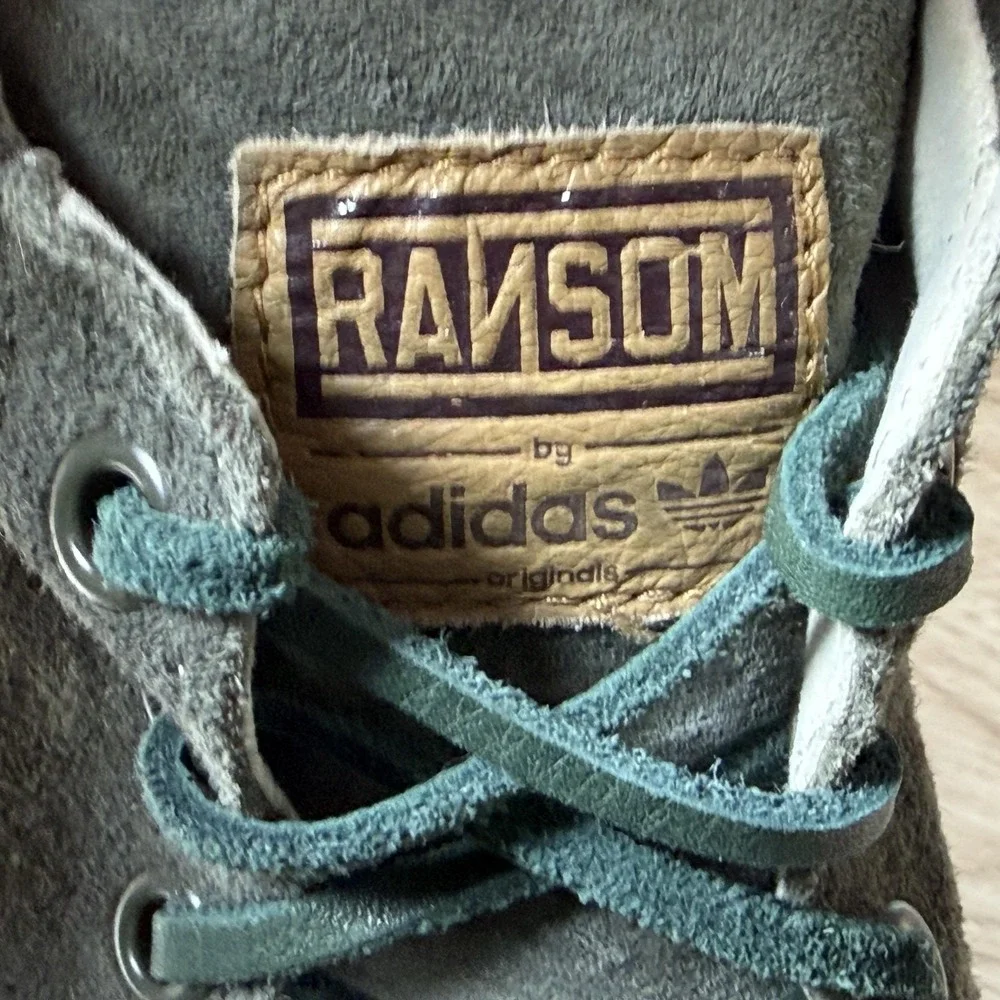 Ransom Adidas Chukka Boots Mens Size 10 Green White Suede Moc Toe Shoes G41974
